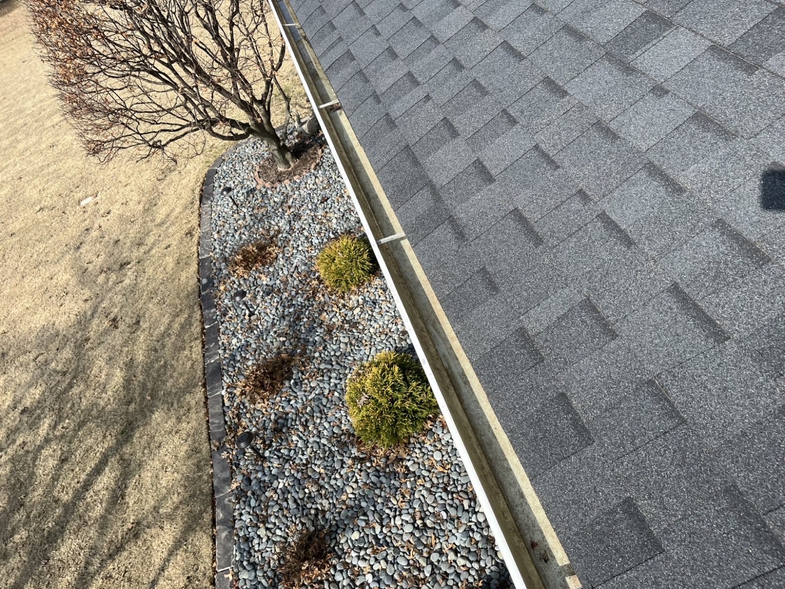 Clean gutter line